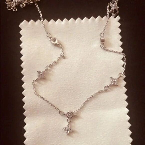 NEW 925 Sterling Silver Zircon Lucky Clover Necklace Adjustable - Picture 8 of 10